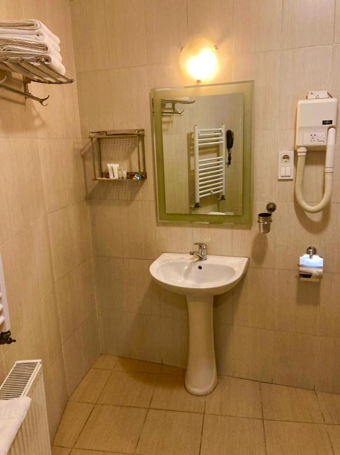 Hotel Old Cellar Tbilisi Ngoại thất bức ảnh