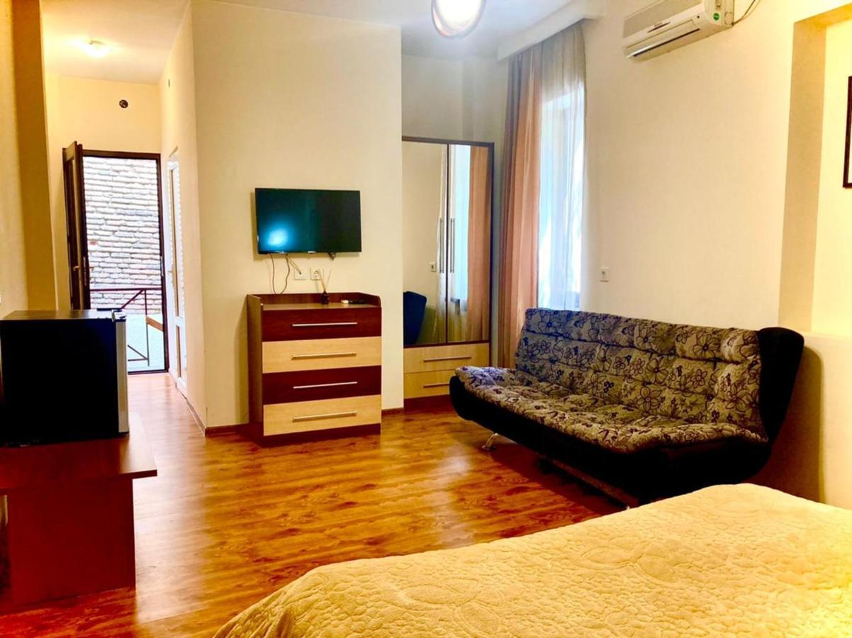 Hotel Old Cellar Tbilisi Ngoại thất bức ảnh